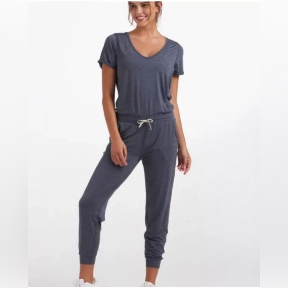 Vuori Womens Romper All Day Stretchy Soft Short Sleeve Gray Jumpsuit size large